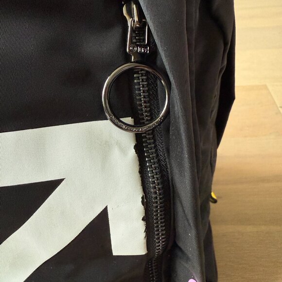 0FF-WHITE Nylon Easy Backpack Cross Arrow Logo c/o Virgil Abloh - Picture 6 of 13